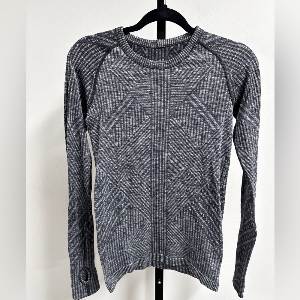 Lululemon Rest Less -Gray Top